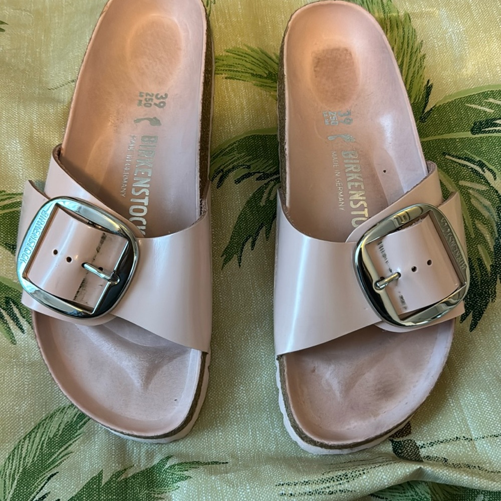 Birkenstock worn/Madrid Big Buckle